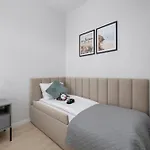 Lux Floor Art With Pool, Air Conditioning And Parking By Renters Apartment *