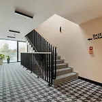 Lux Floor Art With Pool, Air Conditioning And Parking By Renters