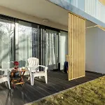 Lux Floor Art With Pool, Air Conditioning And Parking By Renters