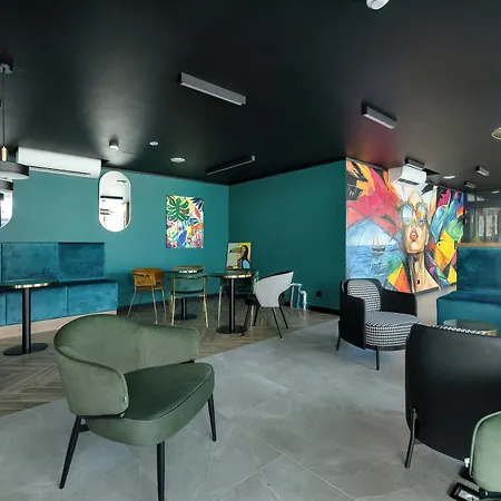 Lux Floor Art With Pool, Air Conditioning And Parking By Renters * Mielno