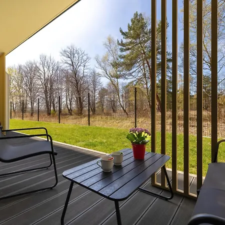 Lux Floor Art With Pool, Air Conditioning And Parking By Renters *