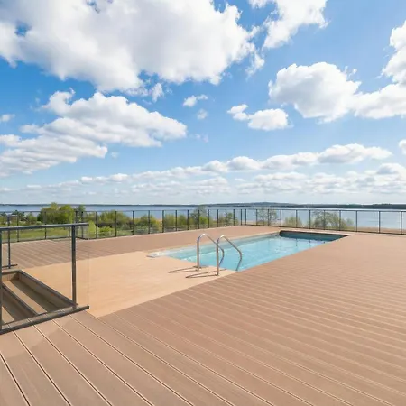 Lux Floor Art With Pool, Air Conditioning And Parking By Renters Lejlighed