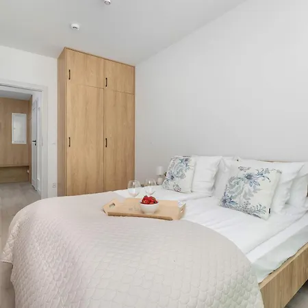 Lux Floor Art With Pool, Air Conditioning And Parking By Renters * Mielno (Koszalin)