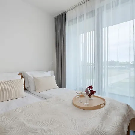 Apartament Lux Floor Art With Pool, Air Conditioning And Parking By Renters *